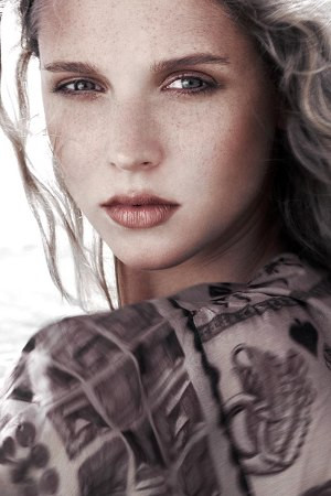 Photo of model Nathalie Sorrell - ID 350084