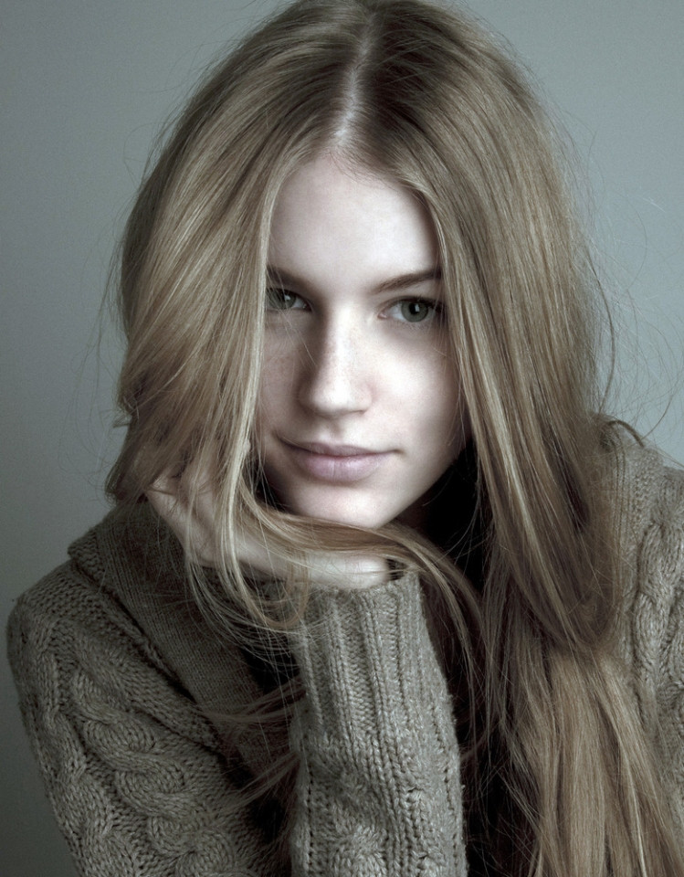 Photo of model Vanessa Chromik - ID 350557