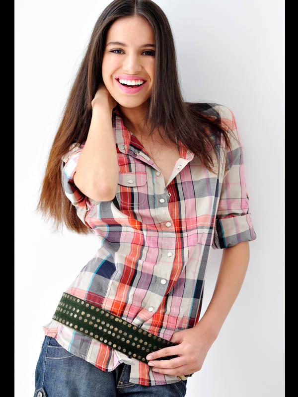 Photo of model Alana Farias - ID 350284