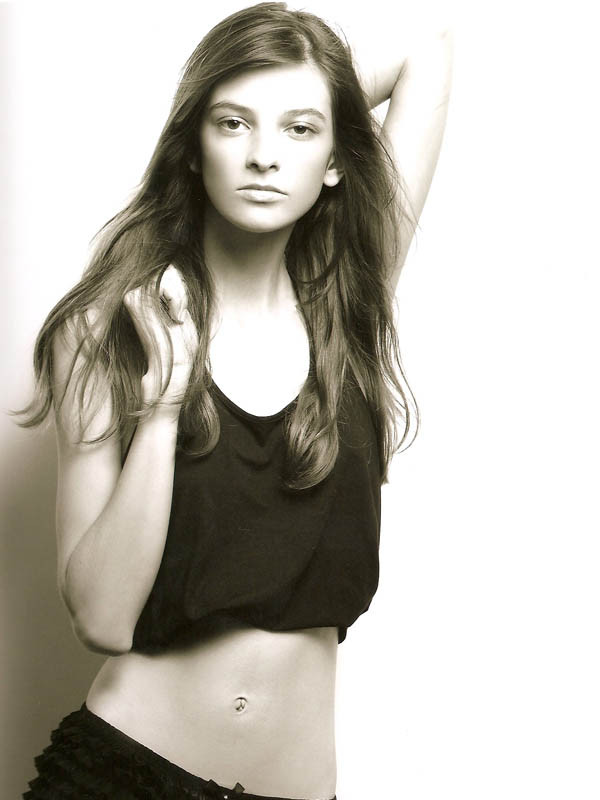 Photo of model Paula Lorenzato - ID 351511