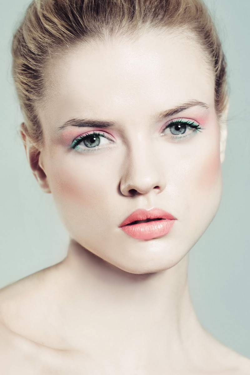 Photo of model Natasha Lisova - ID 372485