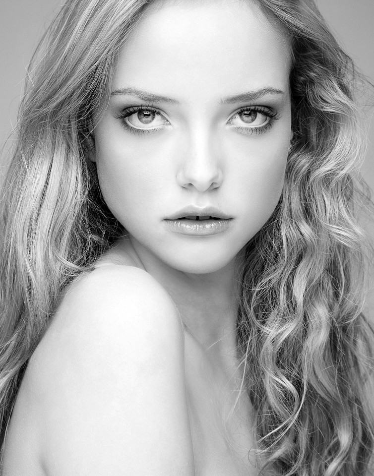 Photo of model Danielle Winckworth - ID 352997