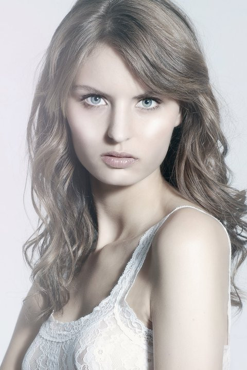 Photo of model Neele Hehemann - ID 355873