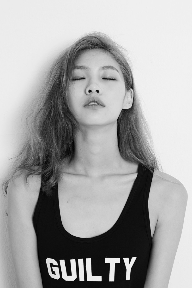 Photo of model HoYeon Jung - ID 567696