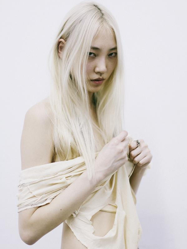 Photo of model Soo Joo Park - ID 697216