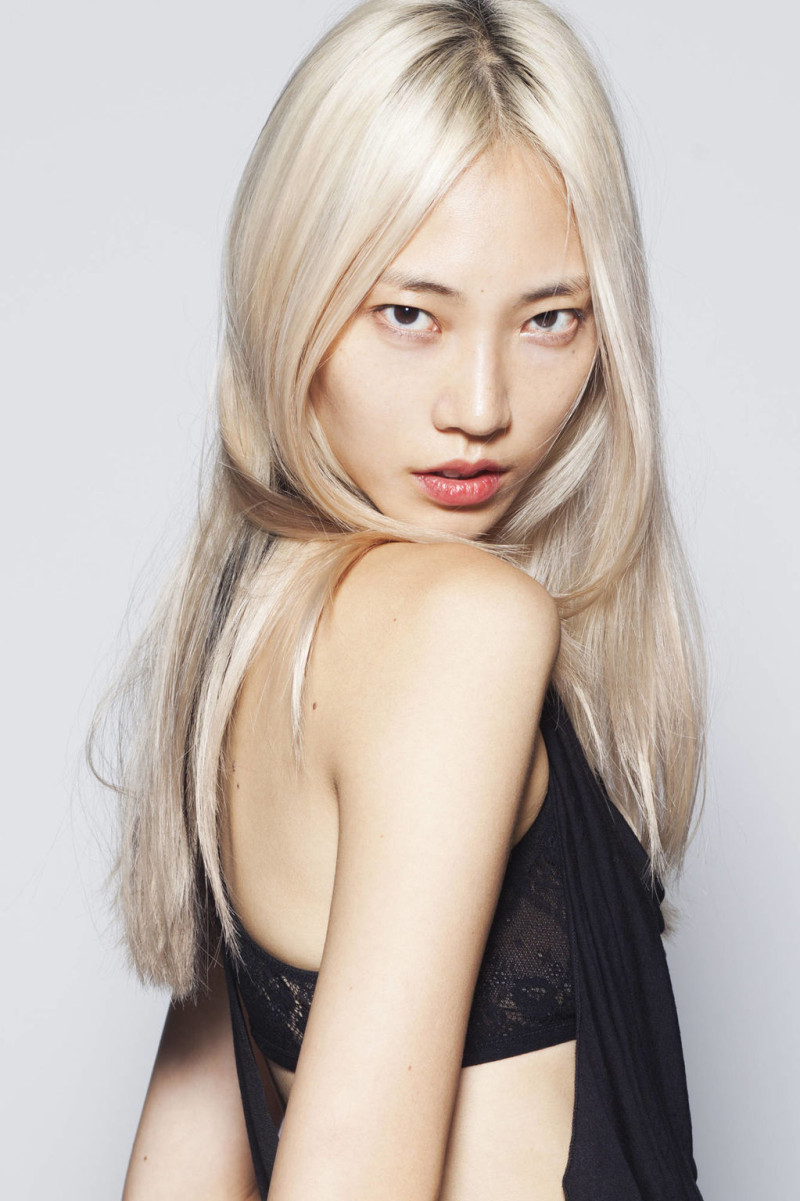 Photo of model Soo Joo Park - ID 697232