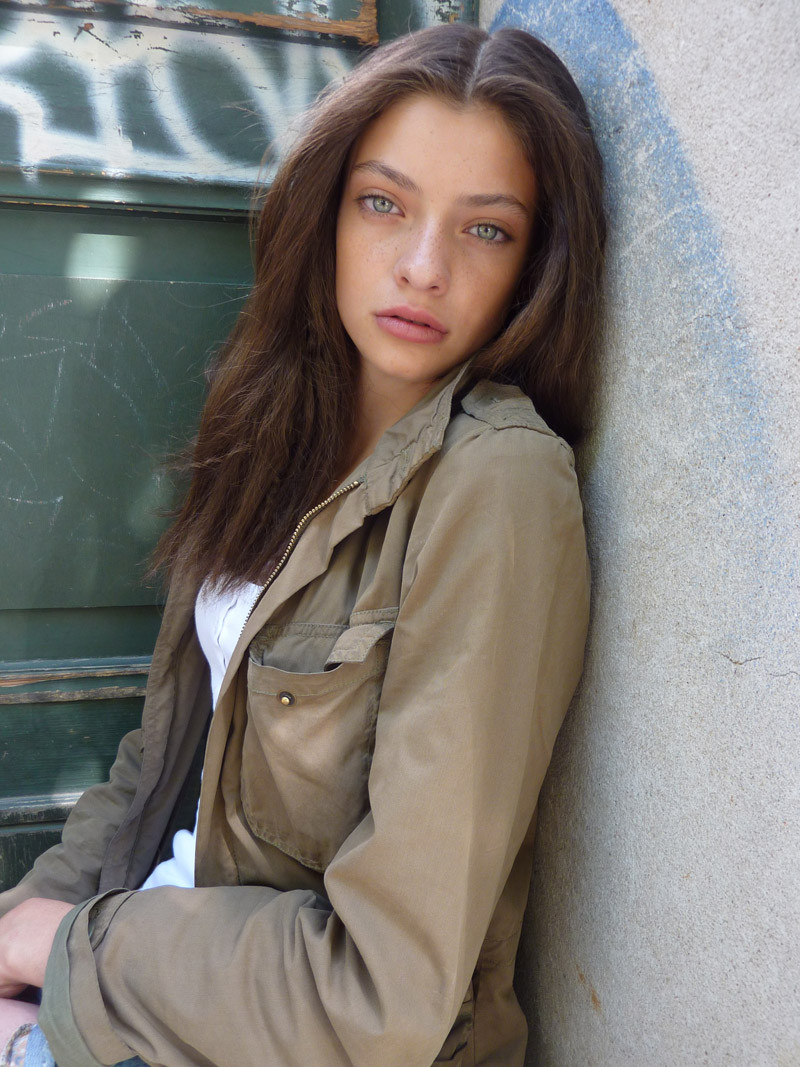 Photo of model Melina Martin - ID 360913