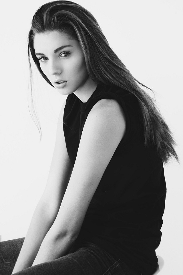 Photo of model Marina Rivero - ID 391875