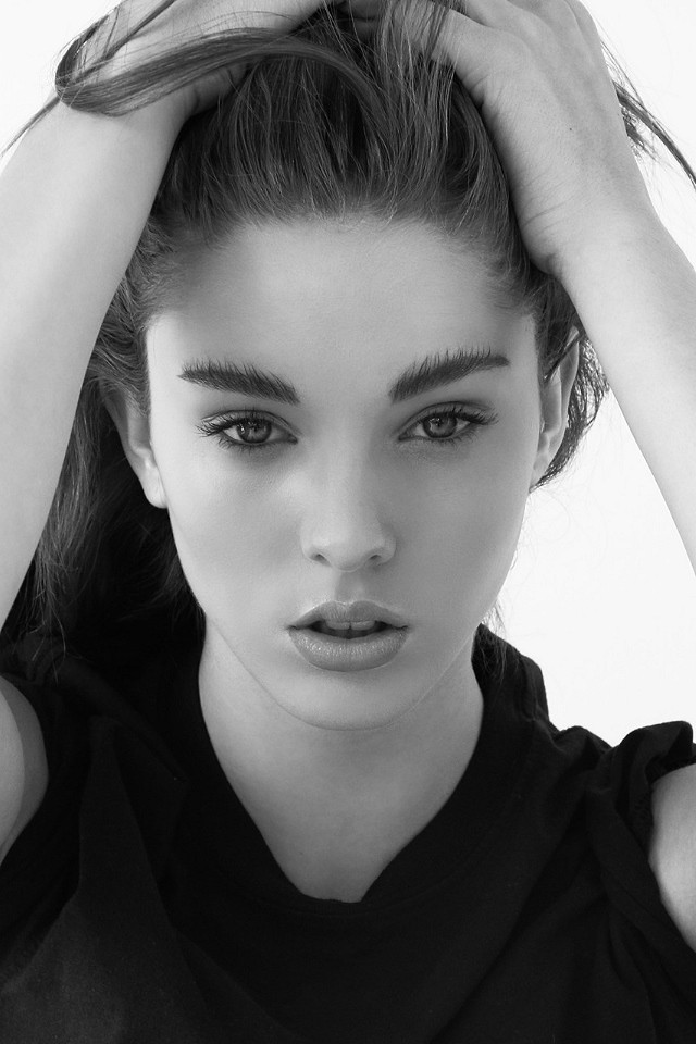 Photo of model Marina Rivero - ID 391876