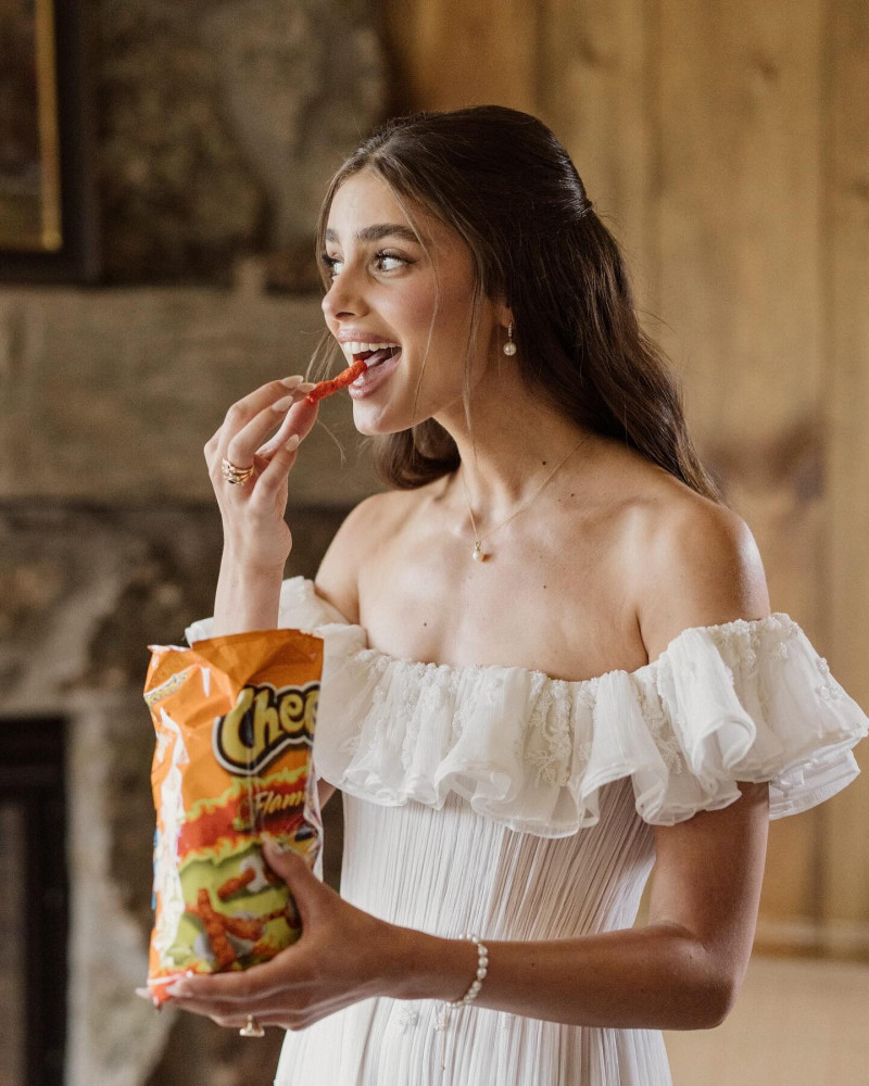 Photo of model Taylor Hill - ID 732144