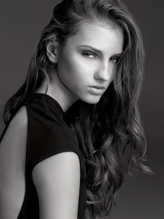 Photo of model Kika Jovanovic - ID 363886