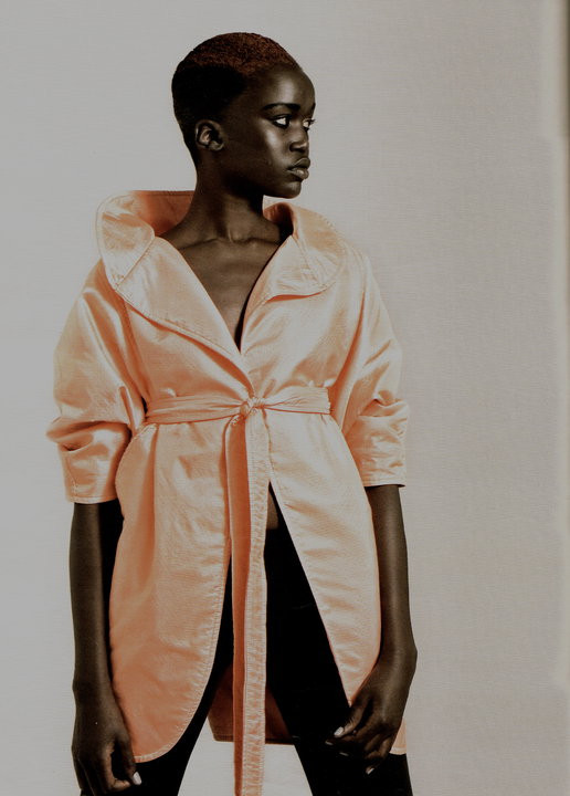 Photo of model Akuol de Mabior - ID 366369