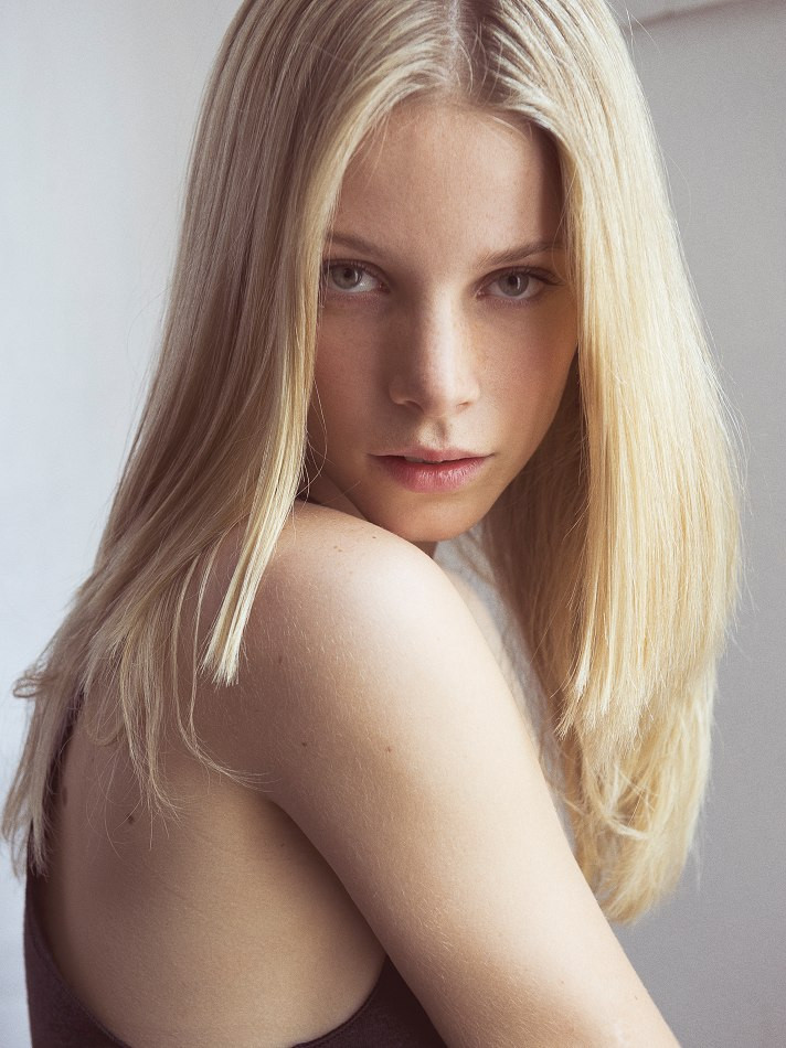 Photo of model Anita Meulendijks - ID 365292