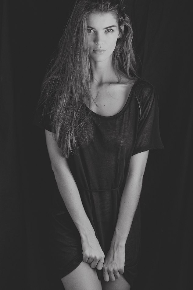 Photo of model Natasha Barnard - ID 394577