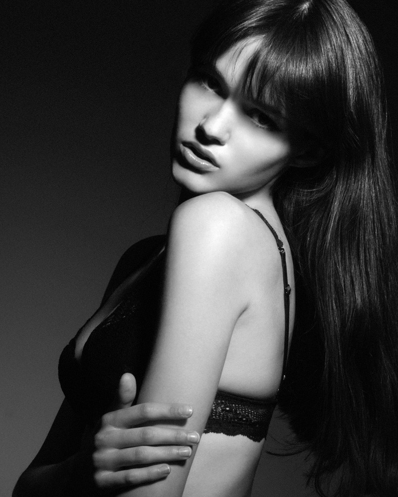 Photo of model Andrea Ojdanic - ID 379137