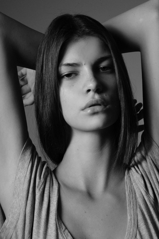 Photo of model Laura Giurcanu - ID 370119
