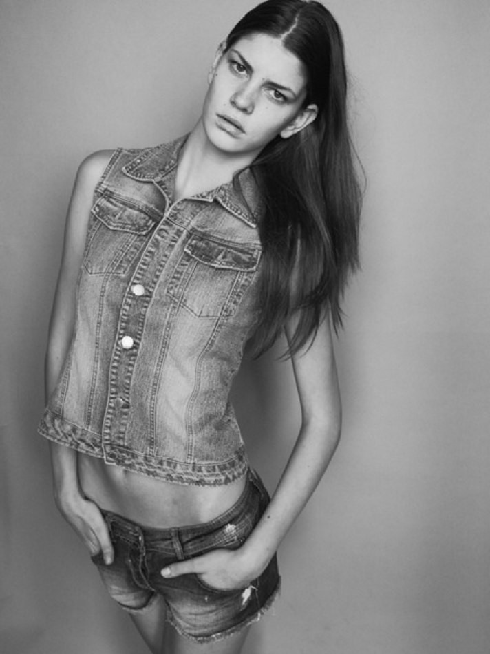 Photo of model Laura Giurcanu - ID 370120