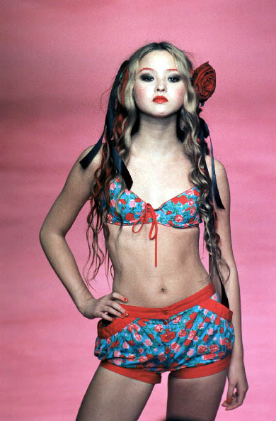 Photo of model Devon Aoki - ID 211447