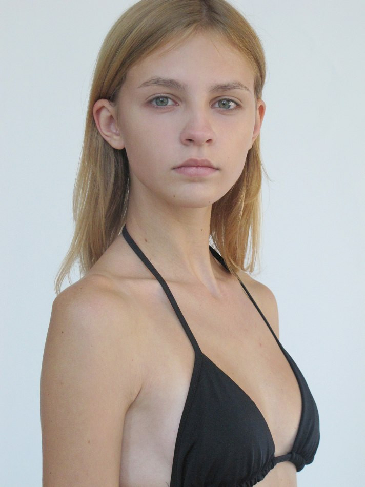 Photo of model Karolina Tolkachova - ID 370738