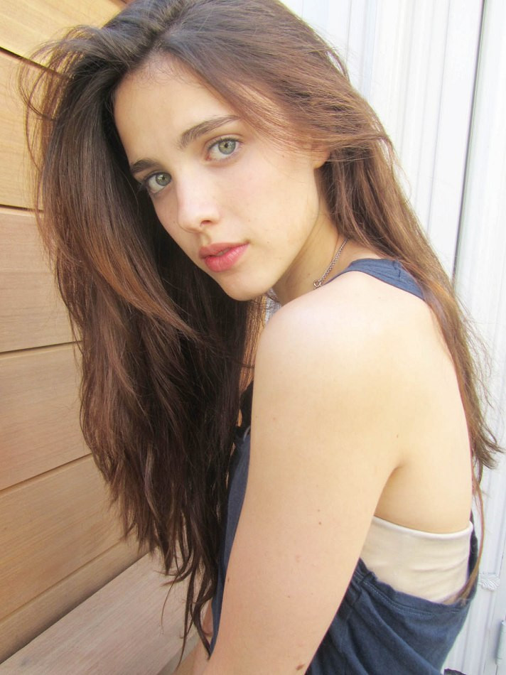 Photo of model Margaret Qualley - ID 373219