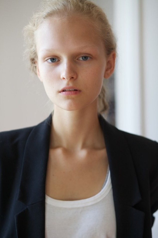 Photo of model Anni Jürgenson - ID 373844