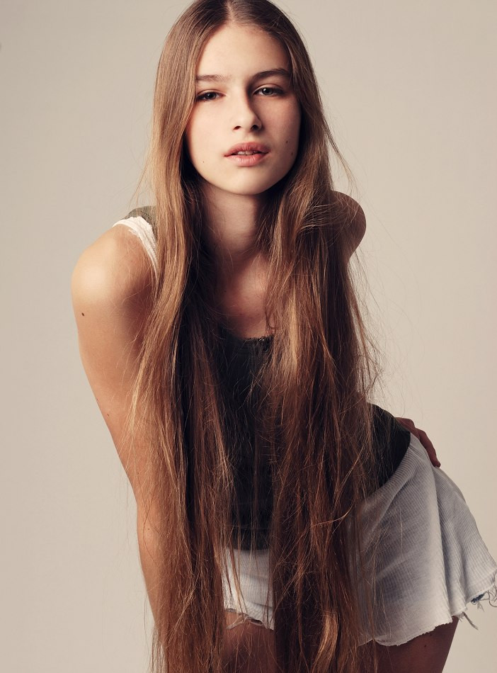 Photo of model Karyna Prysmakova - ID 375373