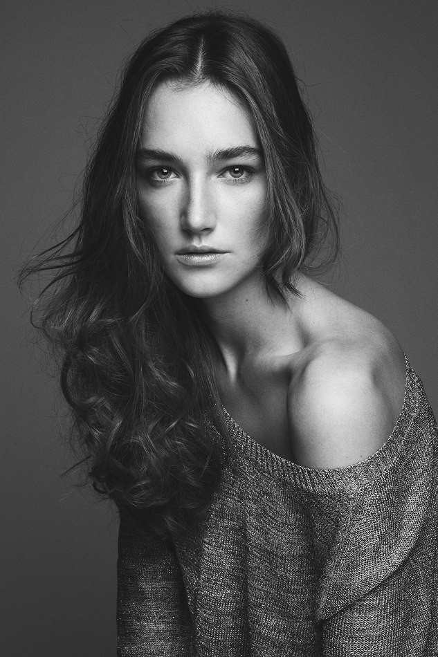 Photo of model Joséphine Le Tutour - ID 376372