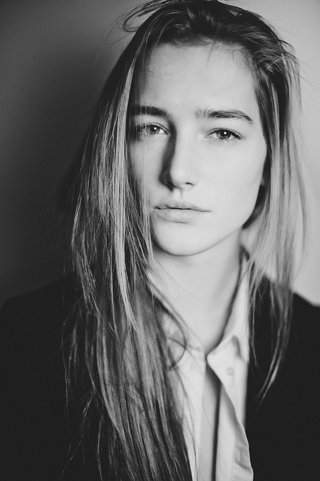 Photo of model Joséphine Le Tutour - ID 376378