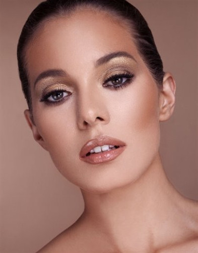 Photo of model Dafne Giovanna Rotolo - ID 377272