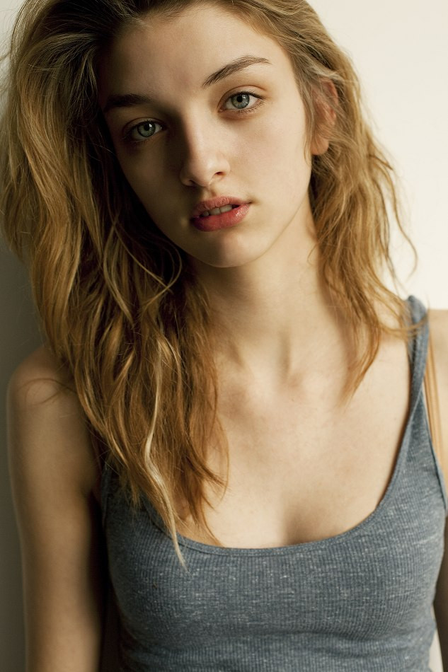 Photo of model Kate Howat - ID 377398