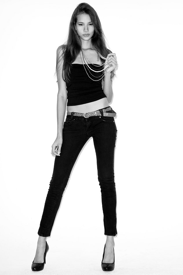 Photo of model Maria de los Angeles - ID 379217