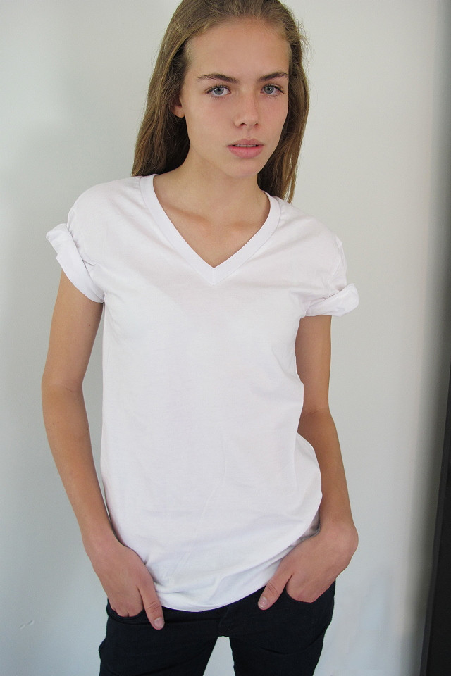 Photo of model Rosie Tapner - ID 379554