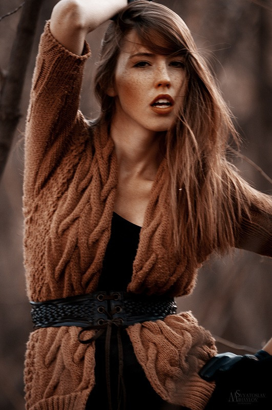 Photo of model Alena Petuchova - ID 379711
