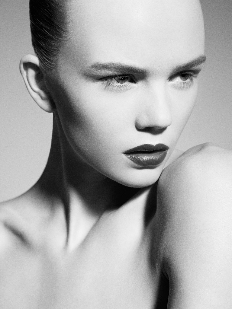 Photo of model Josefine Nicklasson - ID 379934