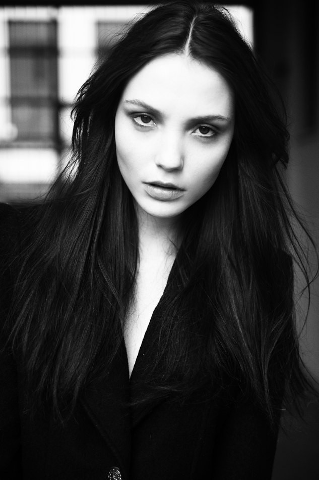 Photo of model Mariane Fassarella - ID 381191