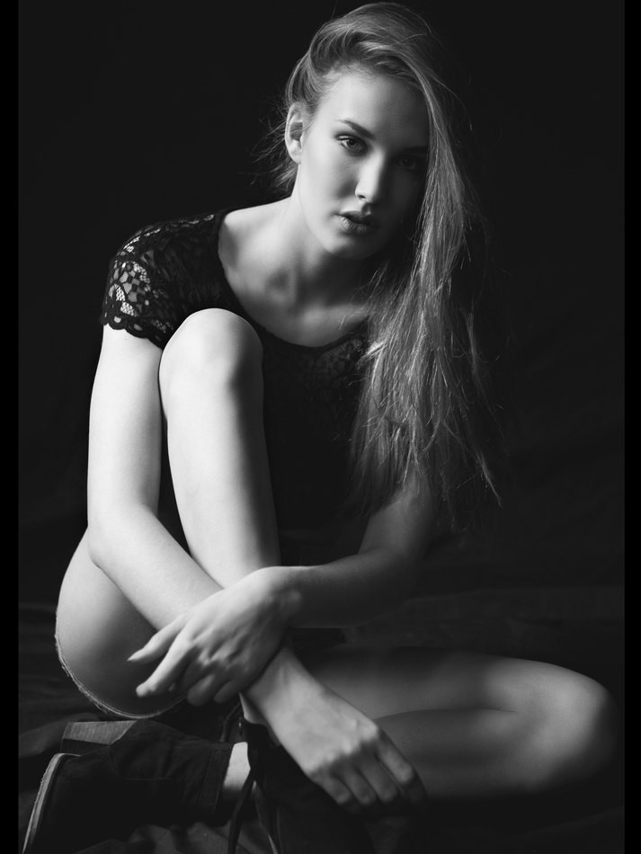 Photo of model Manon Krol - ID 381474