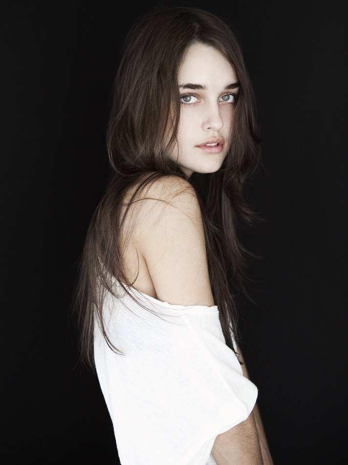 Photo of model Kate Harrison - ID 382168
