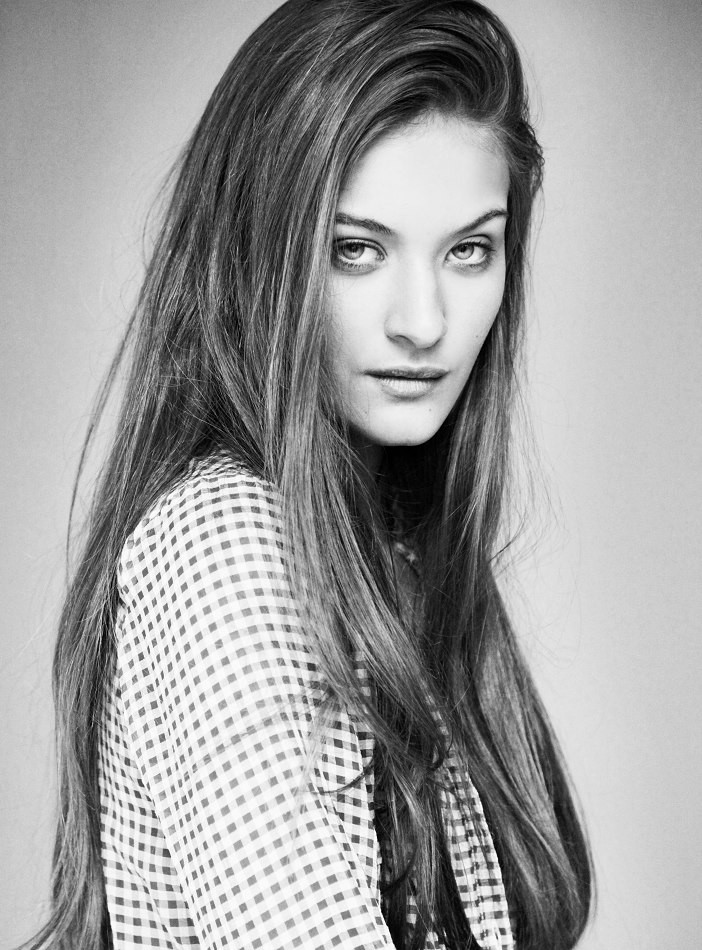 Photo of model Jacqueline Medeiros - ID 406889