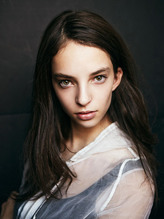 Photo of model Sophie Jones - ID 568428