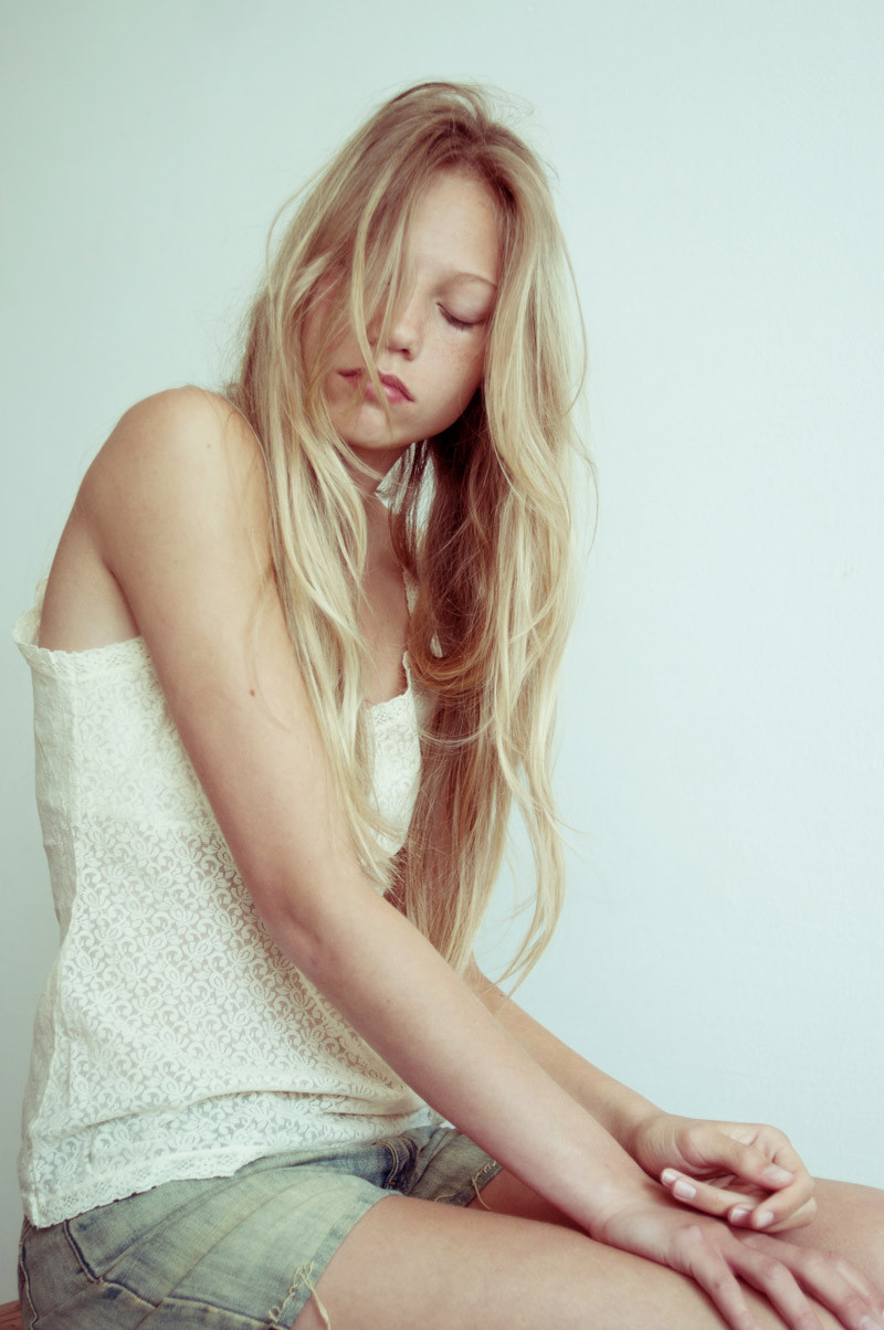 Photo of model Laura Schellenberg - ID 383990