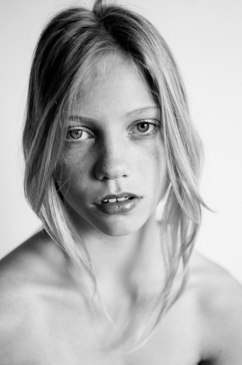 Photo of model Laura Schellenberg - ID 383997