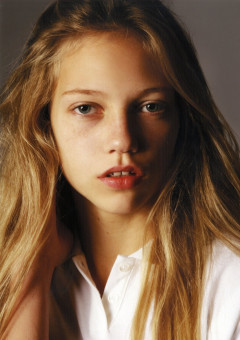 Laura Schellenberg - Fashion Model | Models | Photos, Editorials ...