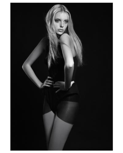 Photo of model Djina Mandic - ID 384395