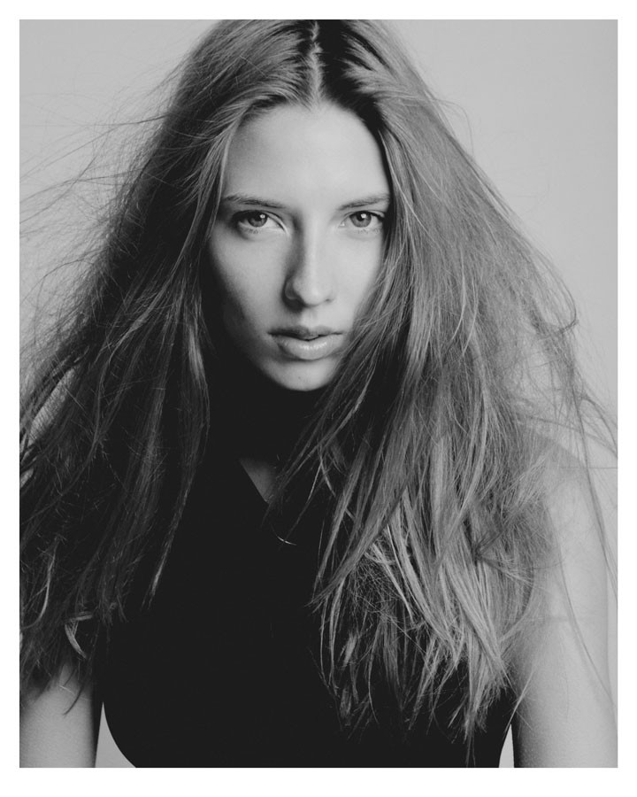 Photo of model Beate Stivrina - ID 385133