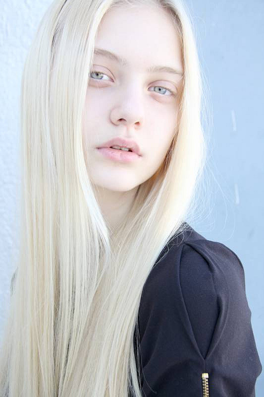 Photo of model Nastya Kusakina - ID 400773