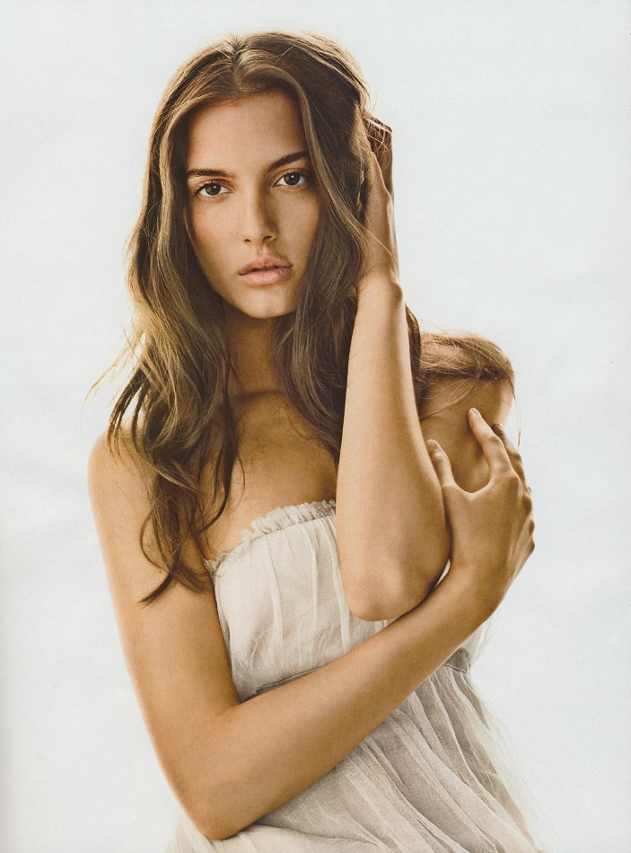 Photo of model Estefania Vazquez-Conde - ID 402506