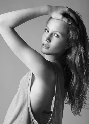 Photo of model Julie Borawska - ID 386614