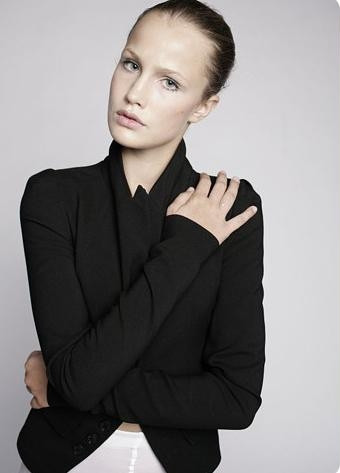 Photo of fashion model Julie Borawska - ID 386616 | Models | The FMD