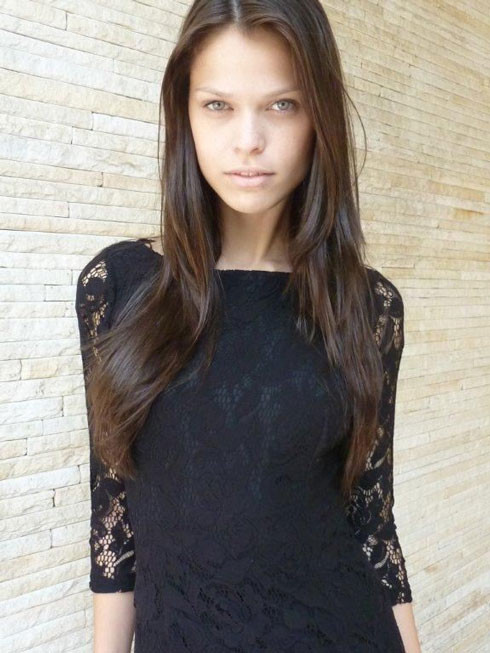 Photo of model Mariana Mendonça - ID 386987