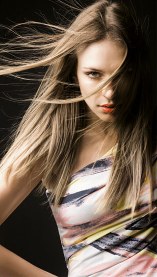 Photo of model Natalia Zambiasi - ID 387078